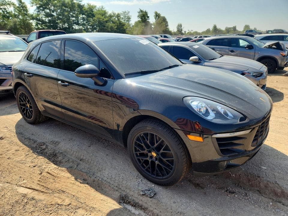 2018 PORSCHE MACAN 4