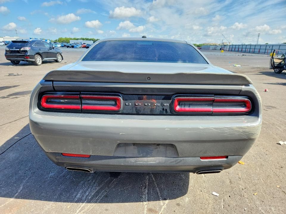 2019 DODGE CHALLENGER SXT 6