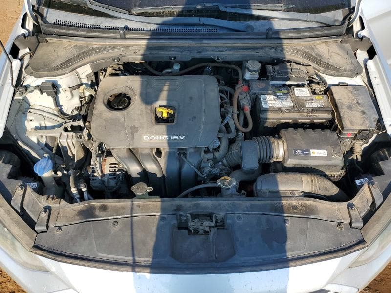 2018 HYUNDAI ELANTRA SEL 11