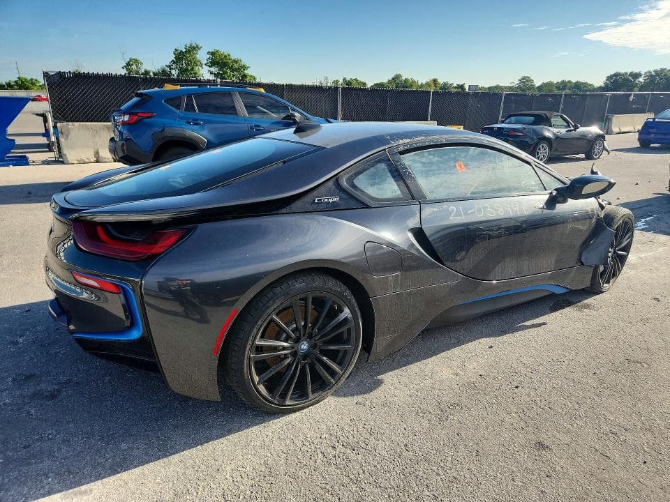 2019 BMW I8 5