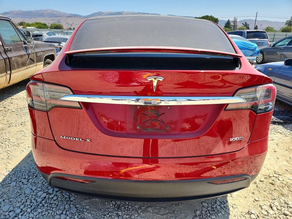 2018 TESLA MODEL X 6