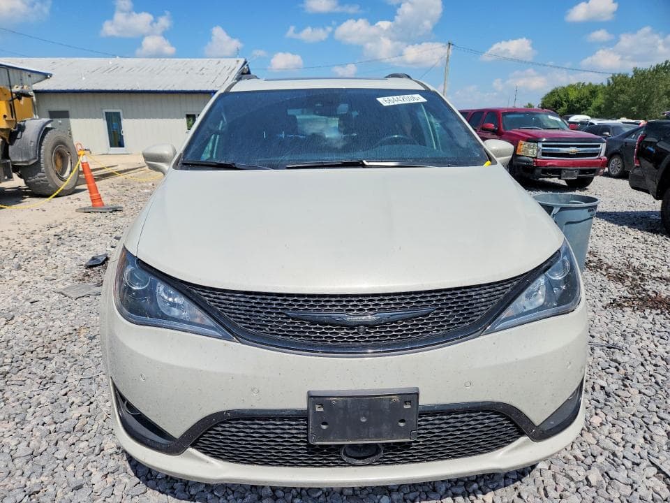 2019 CHRYSLER PACIFICA TOURING L PLUS 5