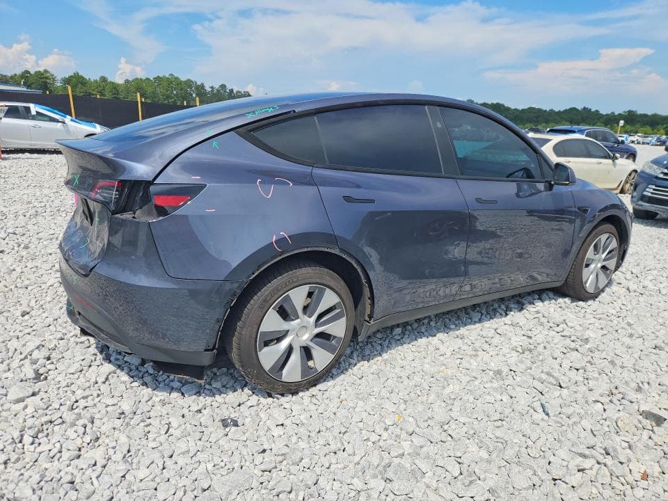 2023 TESLA MODEL Y 3