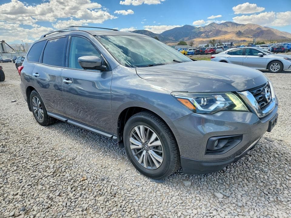 2017 NISSAN PATHFINDER SL 4