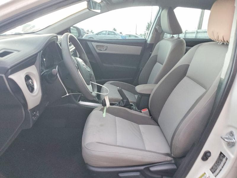 2018 TOYOTA COROLLA LE 7