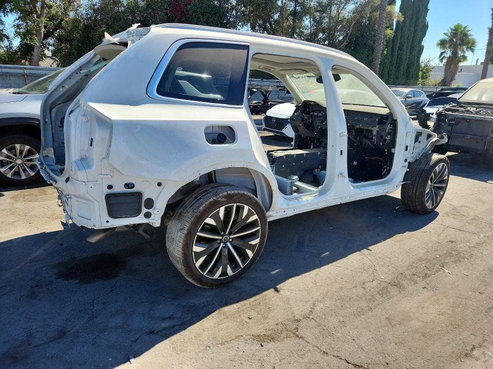 2025 VOLVO XC90 ULTRA 3
