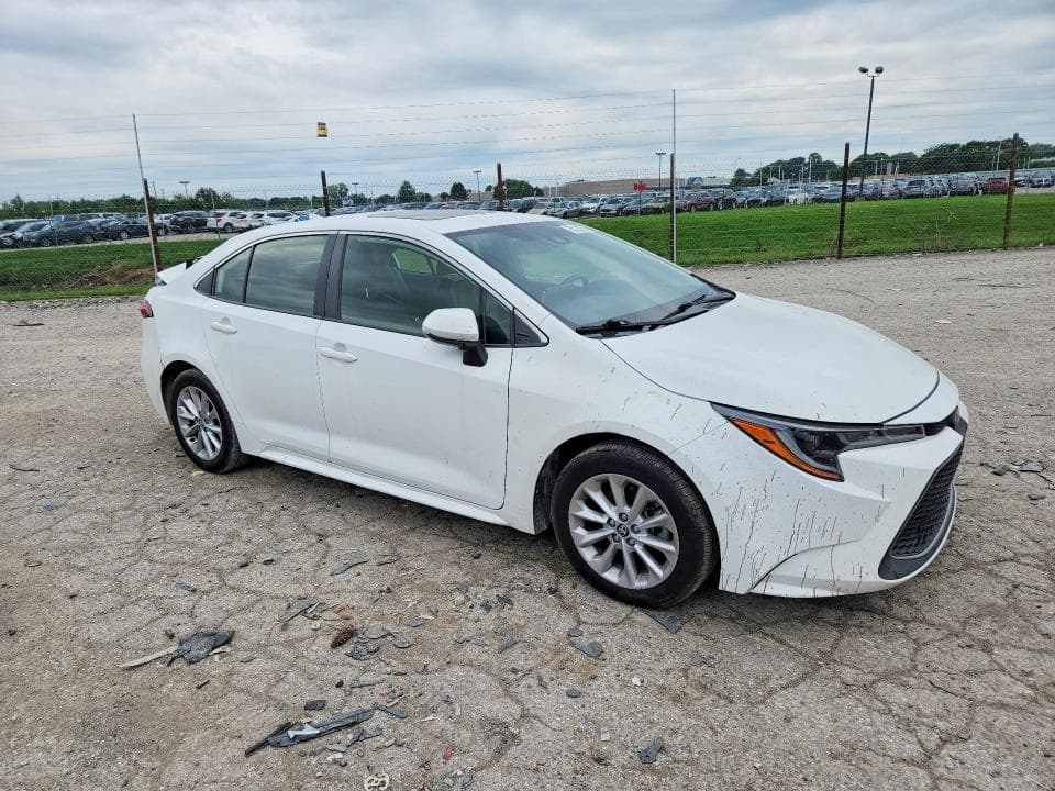 2022 TOYOTA COROLLA XLE 4