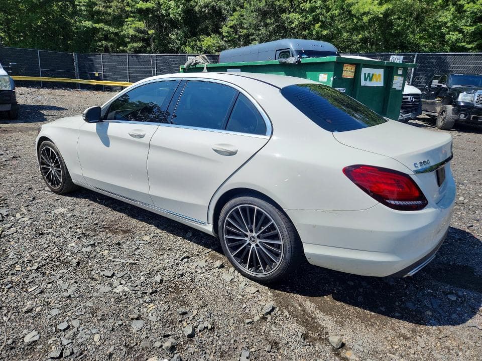 2019 MERCEDES-BENZ C 300 2