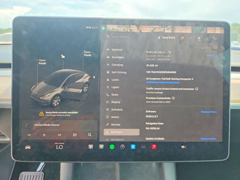 2023 TESLA MODEL Y 9
