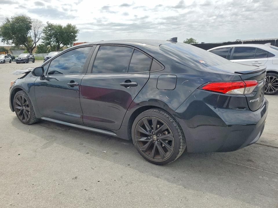 2022 TOYOTA COROLLA LE 2
