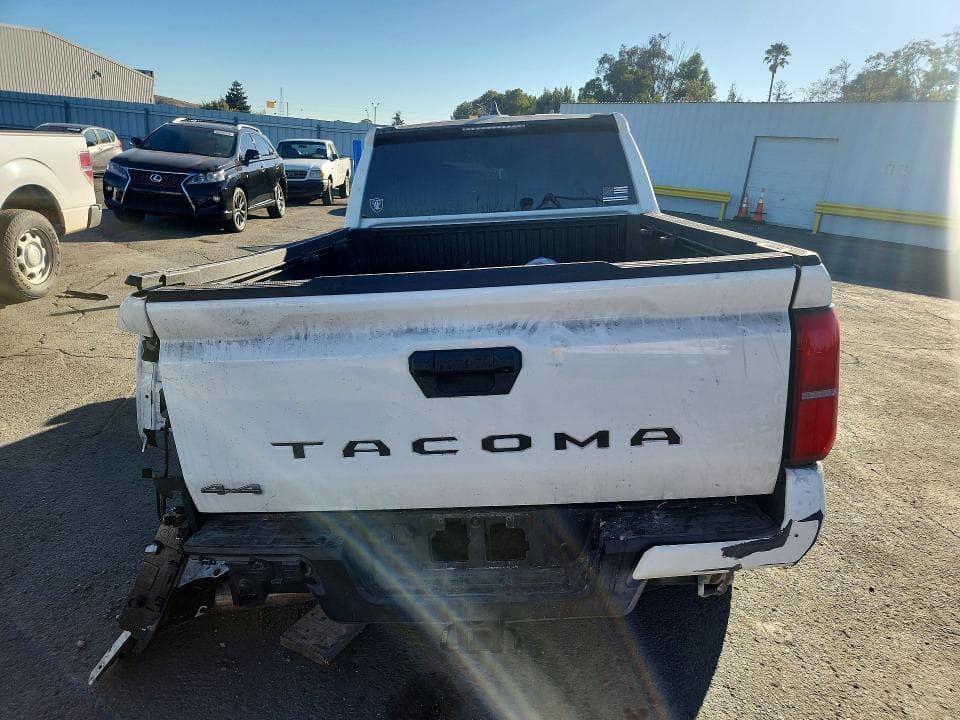 2024 TOYOTA TACOMA SR5 6