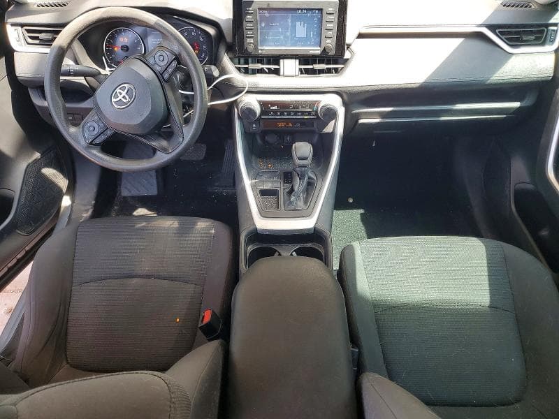 2021 TOYOTA RAV4 LE 8