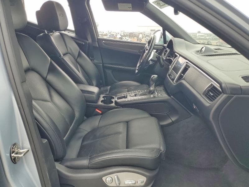 2017 PORSCHE MACAN GTS 7