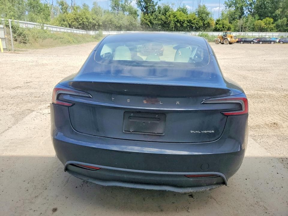 2024 TESLA MODEL 3 6