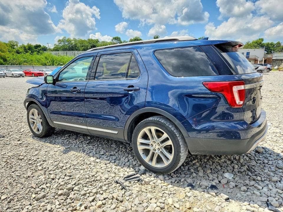 2017 FORD EXPLORER XLT 2