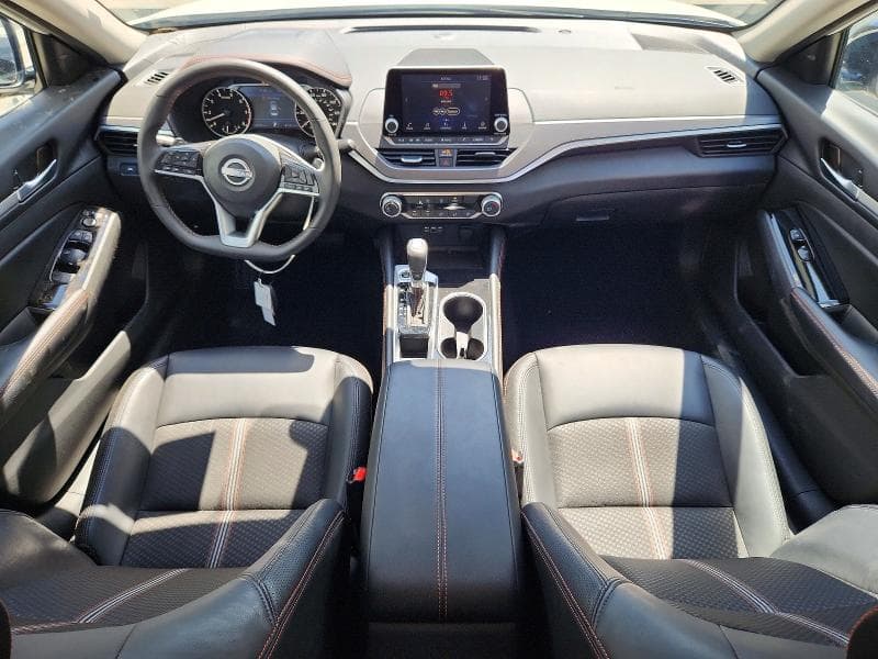 2025 NISSAN ALTIMA SR 8