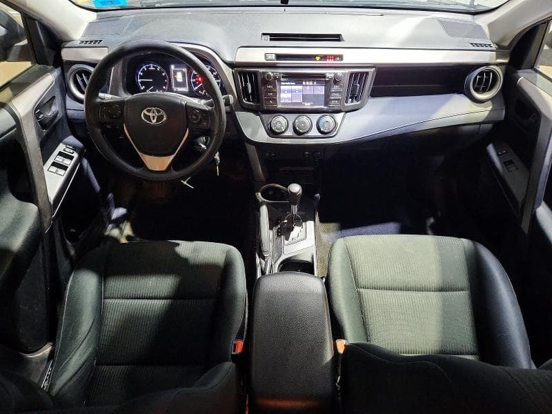 2018 TOYOTA RAV4 LE 8