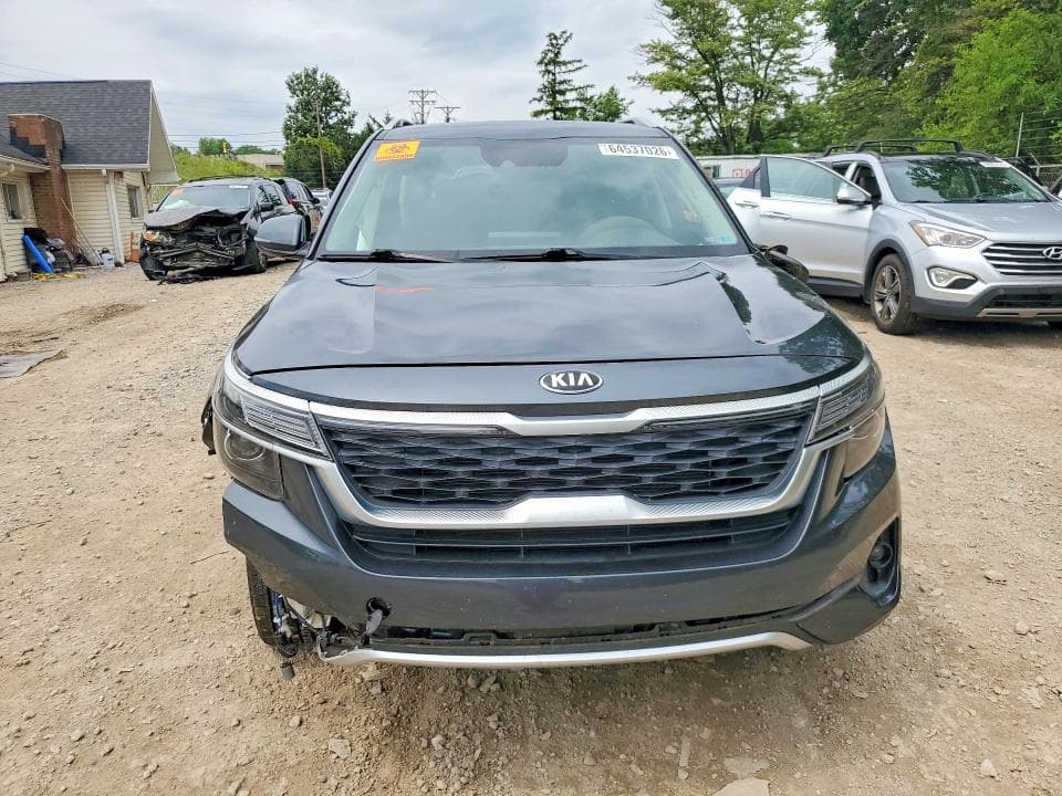 2021 KIA SELTOS S 5