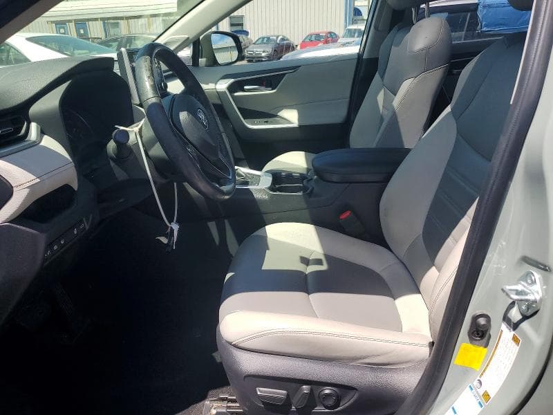 2019 TOYOTA RAV4 XLE PREMIUM 7