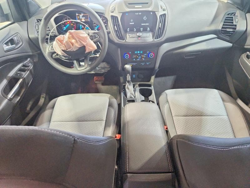 2017 FORD ESCAPE SE 8
