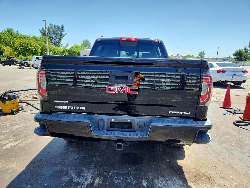 2018 GMC SIERRA C1500 DENALI 6