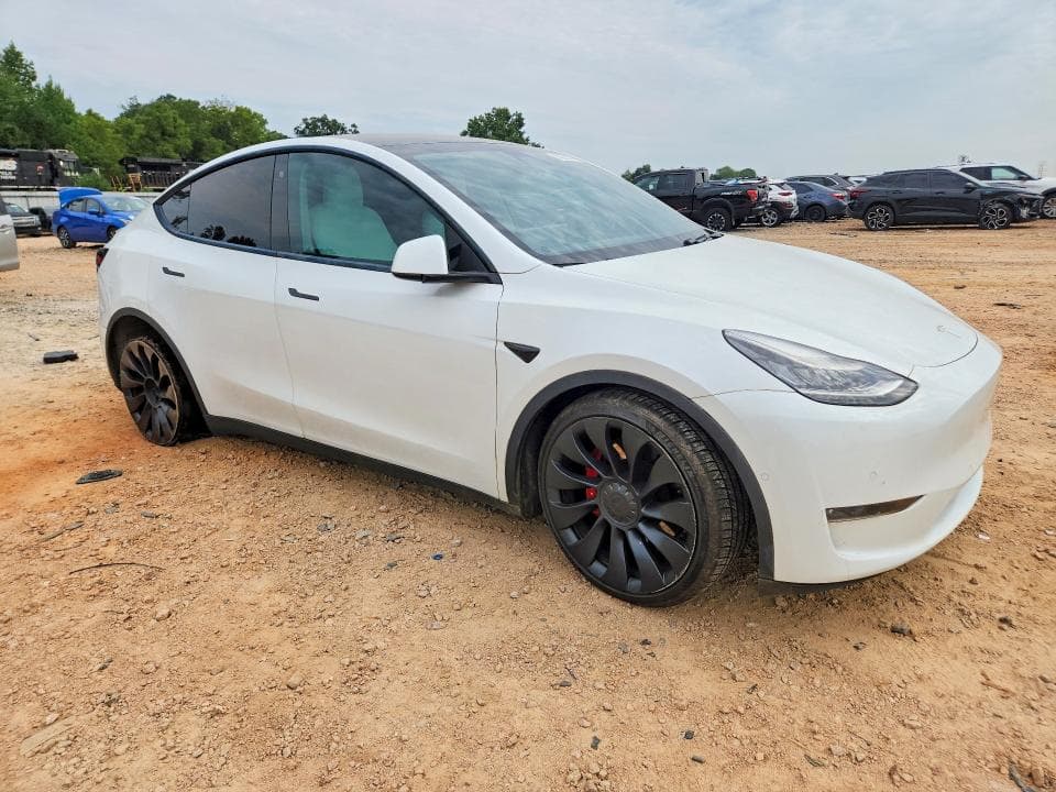 2020 TESLA MODEL Y 4