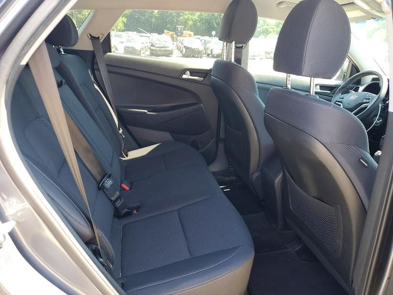 2021 HYUNDAI TUCSON SE 11