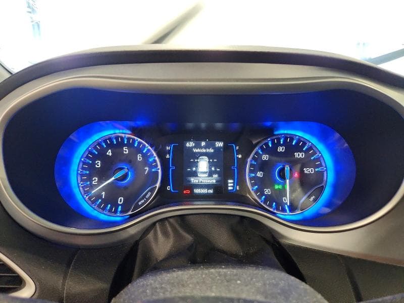 2020 CHRYSLER PACIFICA TOURING 9