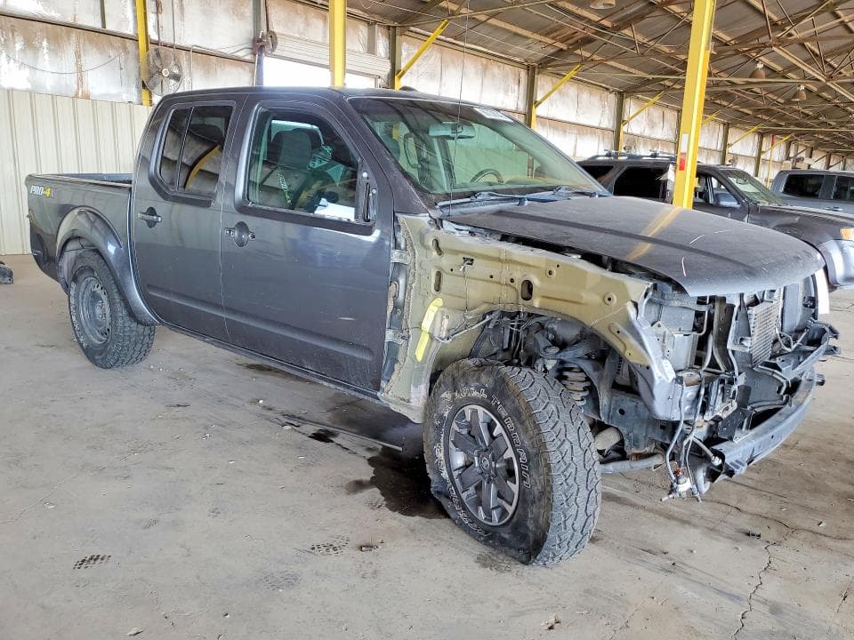 2017 NISSAN FRONTIER PRO-4X 4