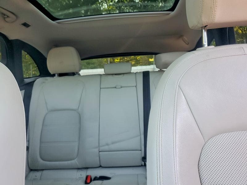 2017 JAGUAR F-PACE PRESTIGE 10