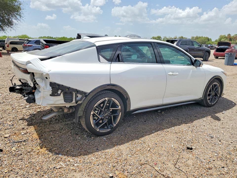 2026 KIA K4 GT LINE 3