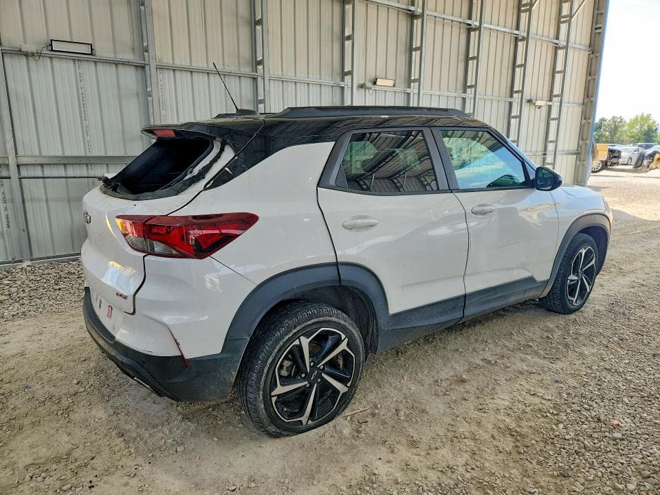 2021 CHEVROLET TRAILBLAZER RS 3