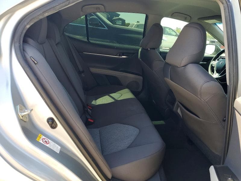 2018 TOYOTA CAMRY LE 10