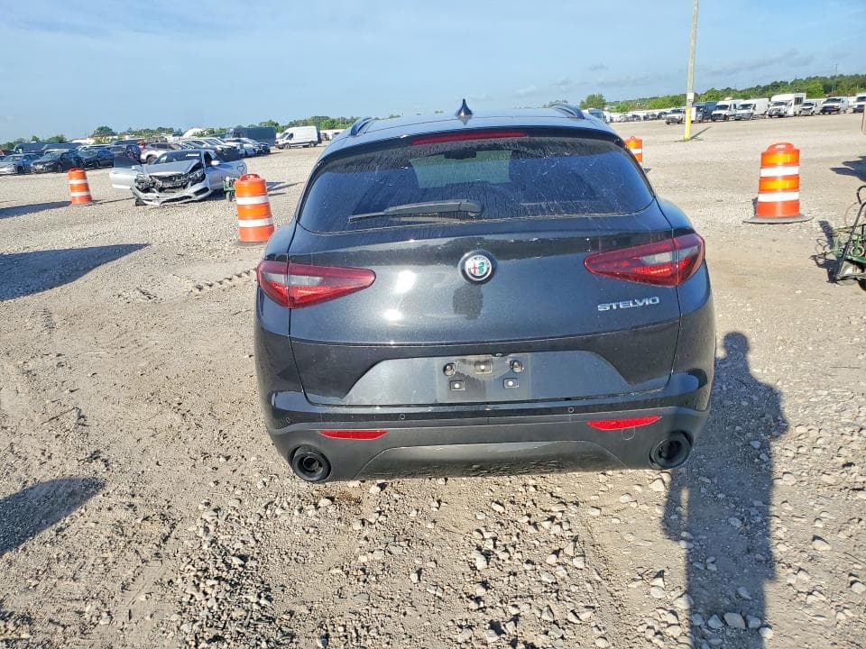 2023 ALFA ROMEO STELVIO SPRINT 6