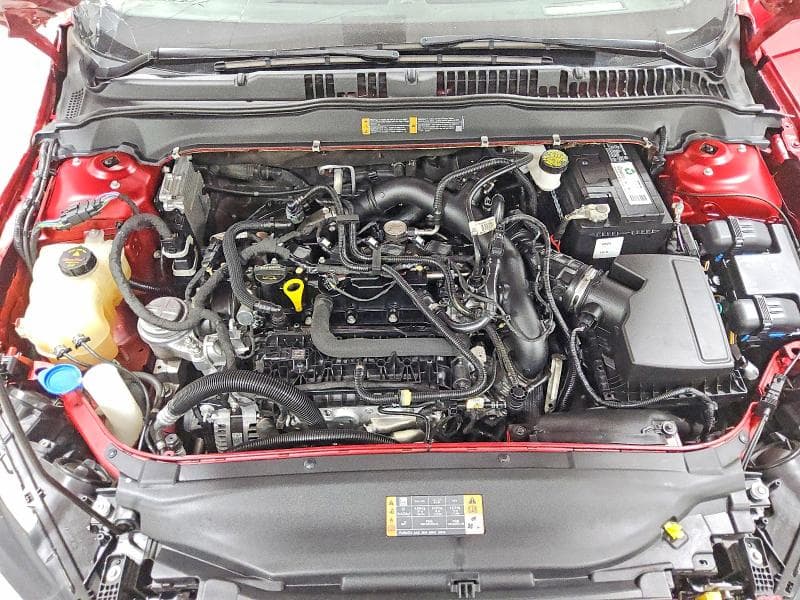 2020 FORD FUSION SE 11
