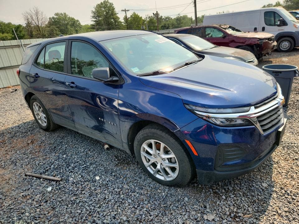 2022 CHEVROLET EQUINOX LS 4