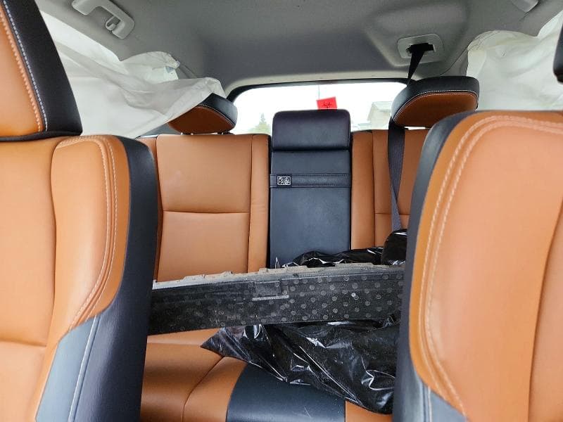 2017 TOYOTA RAV4 HV LIMITED 10