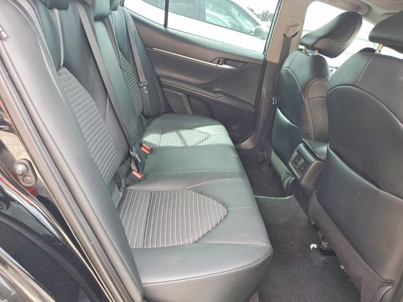 2022 TOYOTA CAMRY SE 10