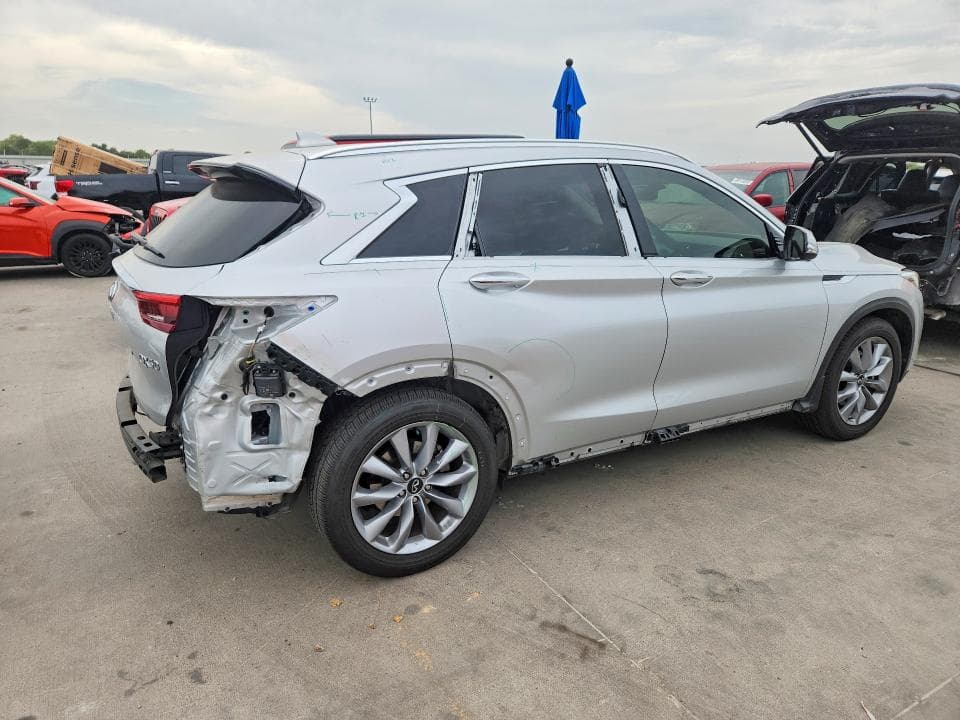 2021 INFINITI QX50 ESSENTIAL 3