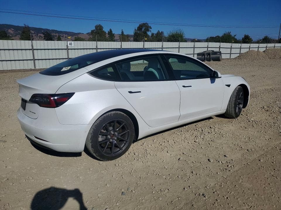 2021 TESLA MODEL 3 3