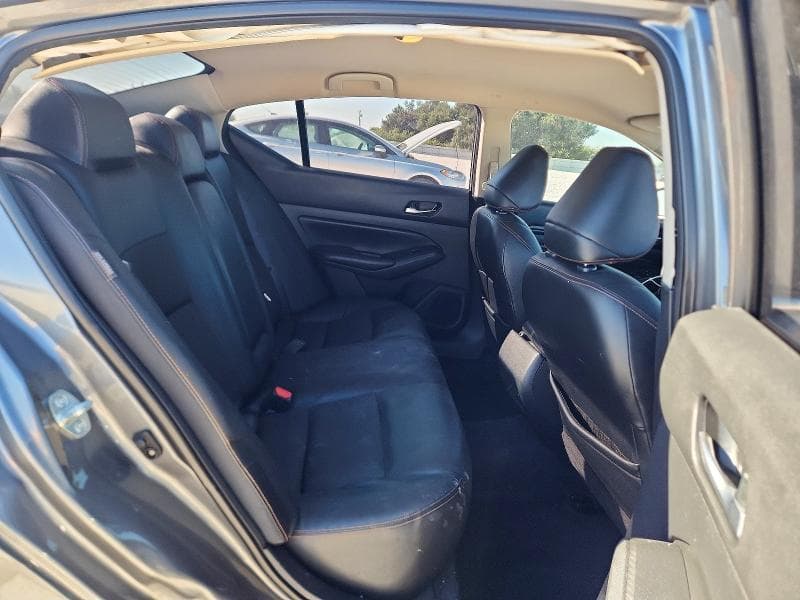 2019 NISSAN ALTIMA SR 10
