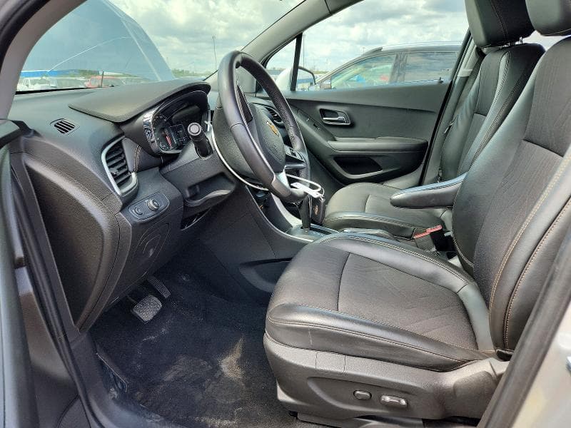 2019 CHEVROLET TRAX 1LT 7
