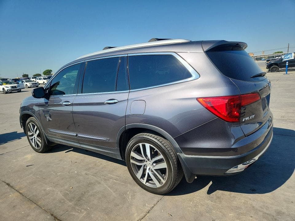 2017 HONDA PILOT ELITE 2