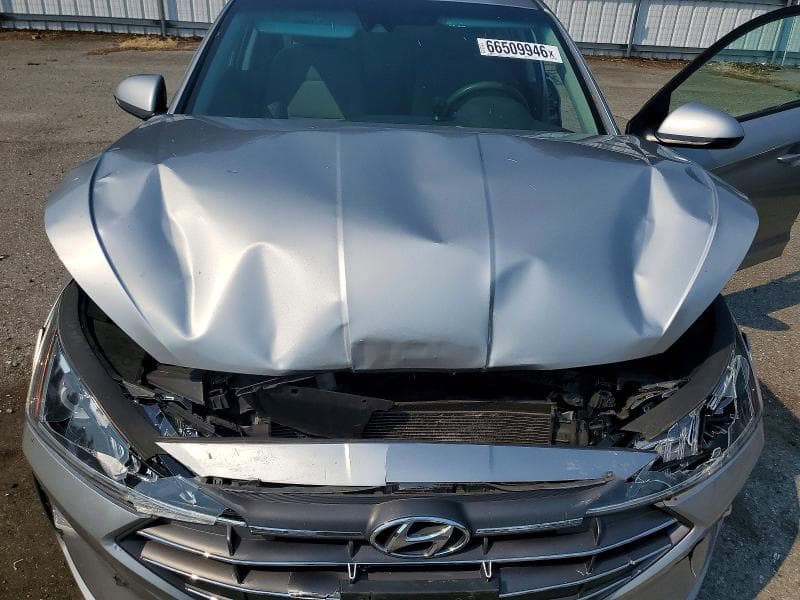 2020 HYUNDAI ELANTRA SEL 11
