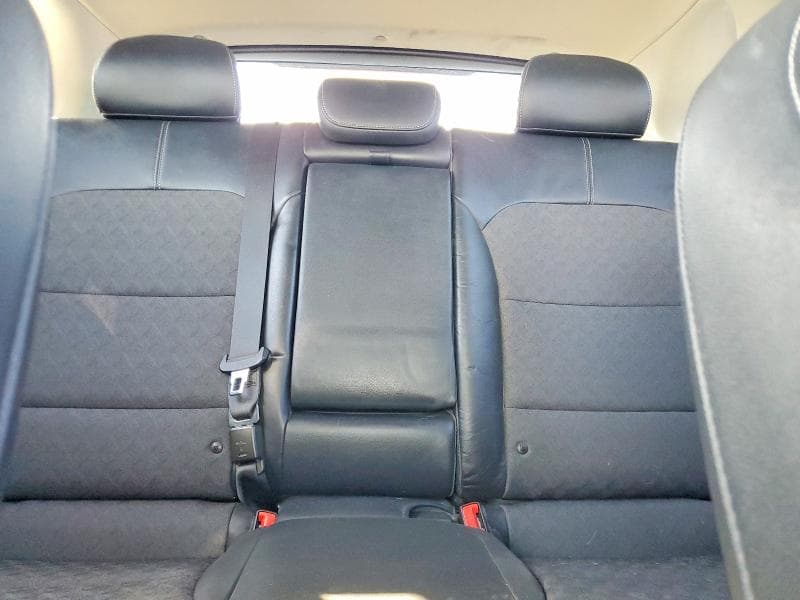 2019 KIA NIRO EX 10