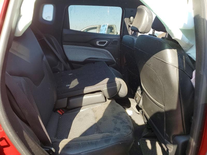 2025 JEEP COMPASS LATITUDE 11