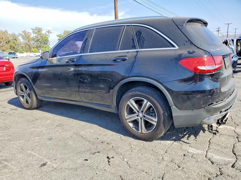 2017 MERCEDES-BENZ GLC 300 2