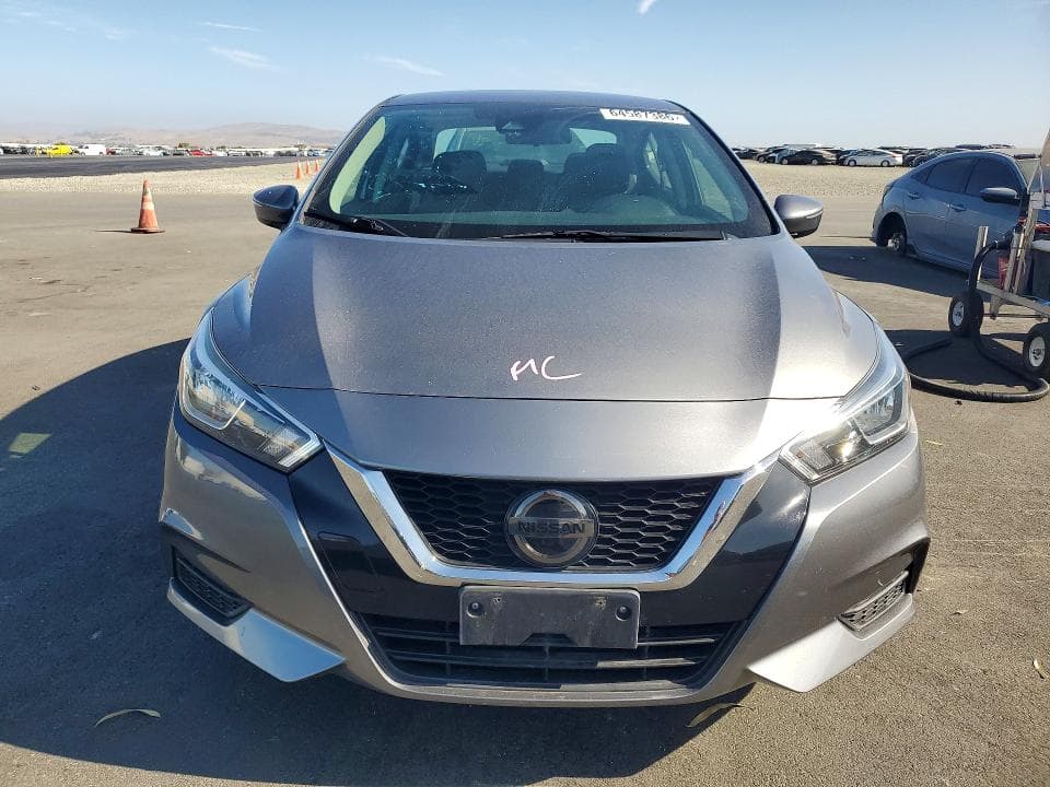 2021 NISSAN VERSA SV 5