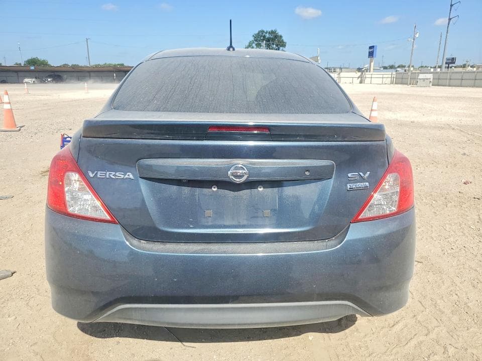 2017 NISSAN VERSA 1.6 S 6