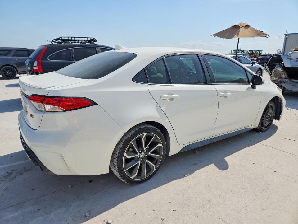 2020 TOYOTA COROLLA SE 3